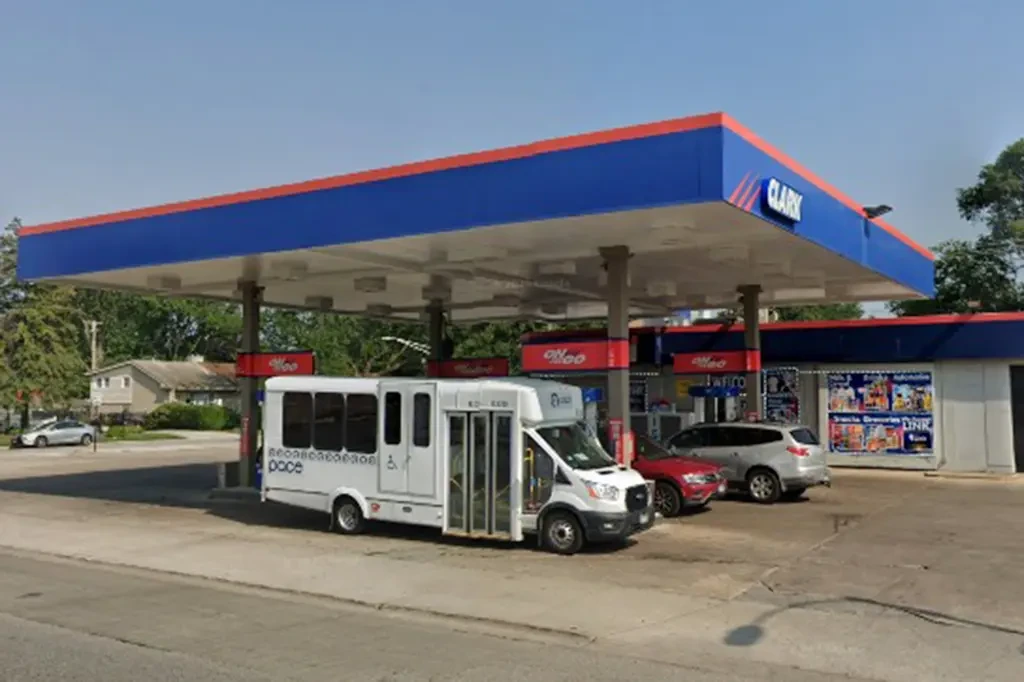 El ataque ocurrio afuera de una estación de servicio en Chicago.