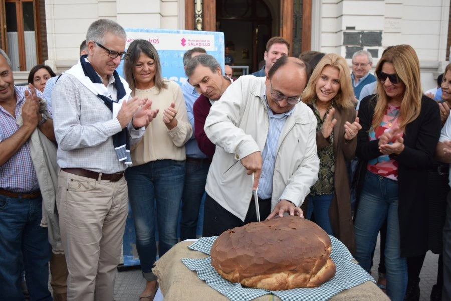 El intendente radical de Saladillo habría gastado $70.000.000 en la "Fiesta de la Galleta de Piso".