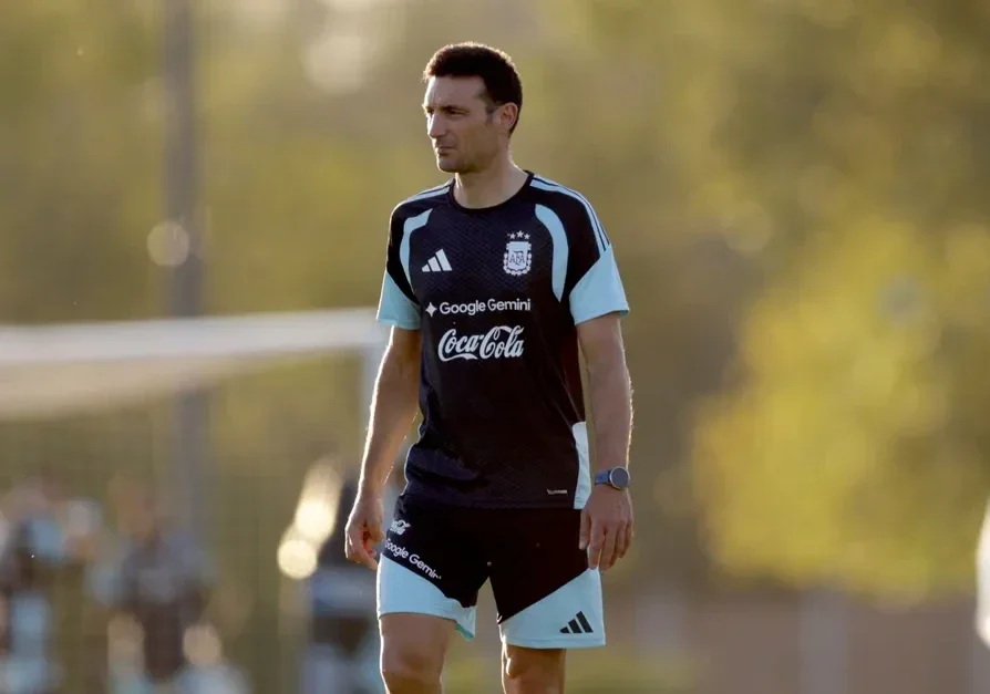 Scaloni believes that renewal is linked to performance and not to age.