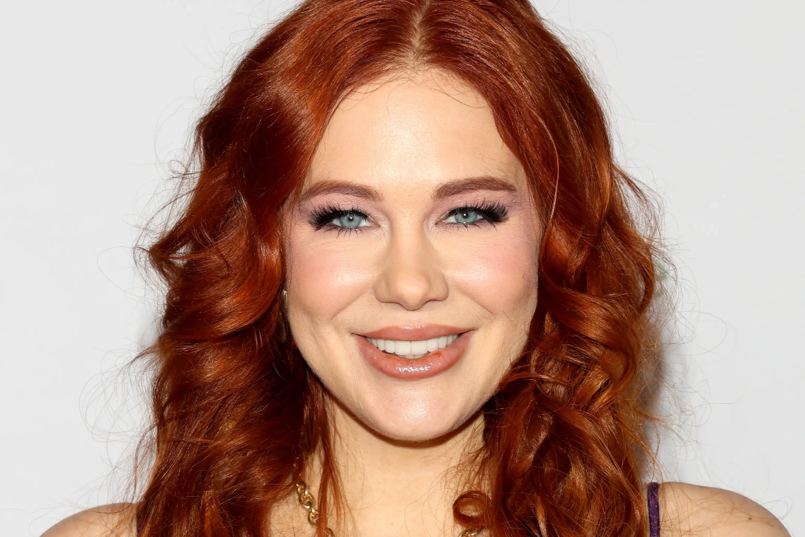 De ser una de las promesas de Disney a vender contenido para adultos la historia de Maitland Ward
