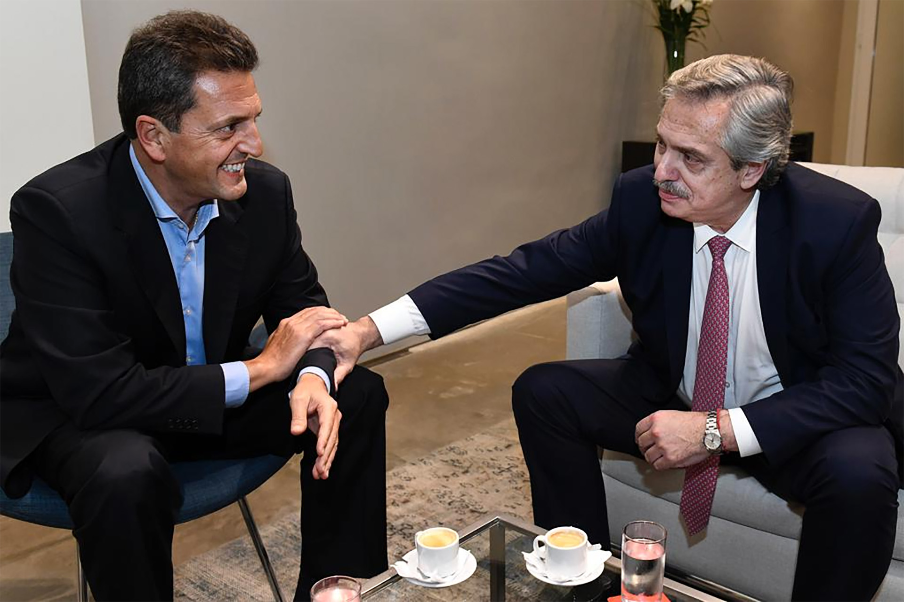 Alberto Fernández junto a su ministro de economía, Sergio Tomas Massa.