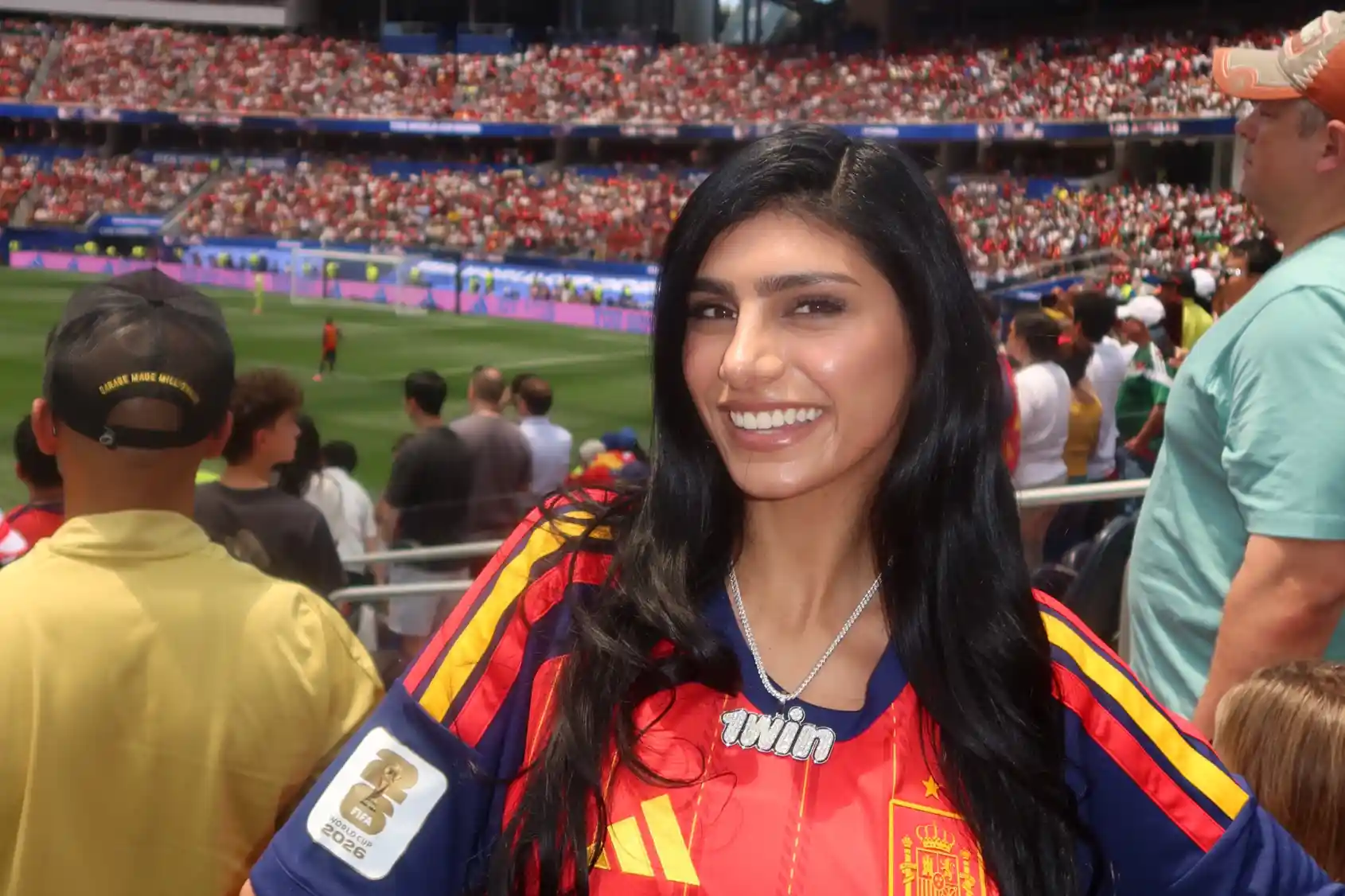 A qué se dedica Mia Khalifa, la exactriz porno pro palestina y antiArgentina