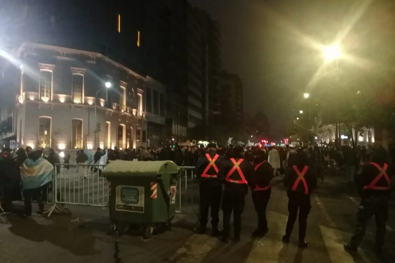 Selección: fuerte operativo de seguridad en Córdoba por eventuales festejos tras el partido