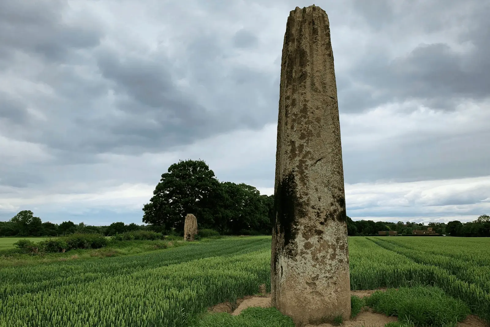 Identifican el origen de las piedras del monumento megalítico Devil’s Arrows en Yorkshire