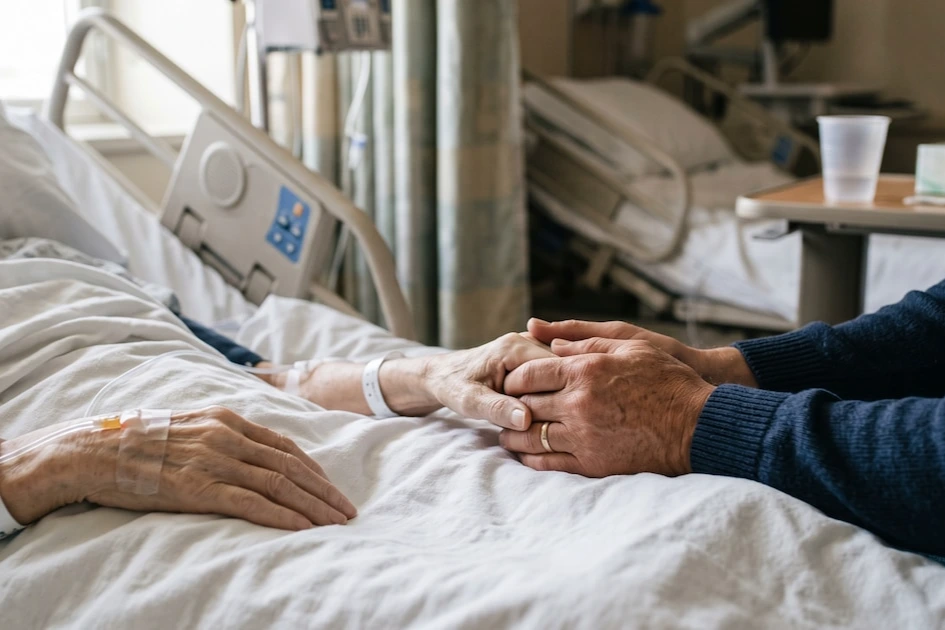 "Paradoxical lucidity": what the fleeting return of clarity in dementia patients is about