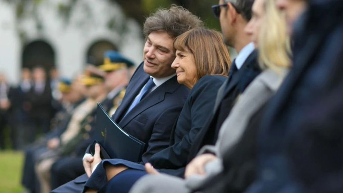 Patricia Bullrich, jefa del bloque oficialista en el Senado rechaza la dieta junto a sus compañeros de espacio.