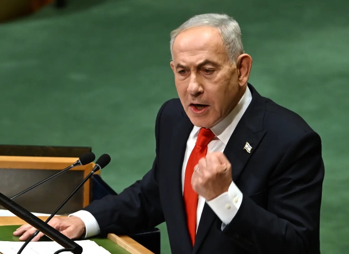 Netanyahu during his speech today