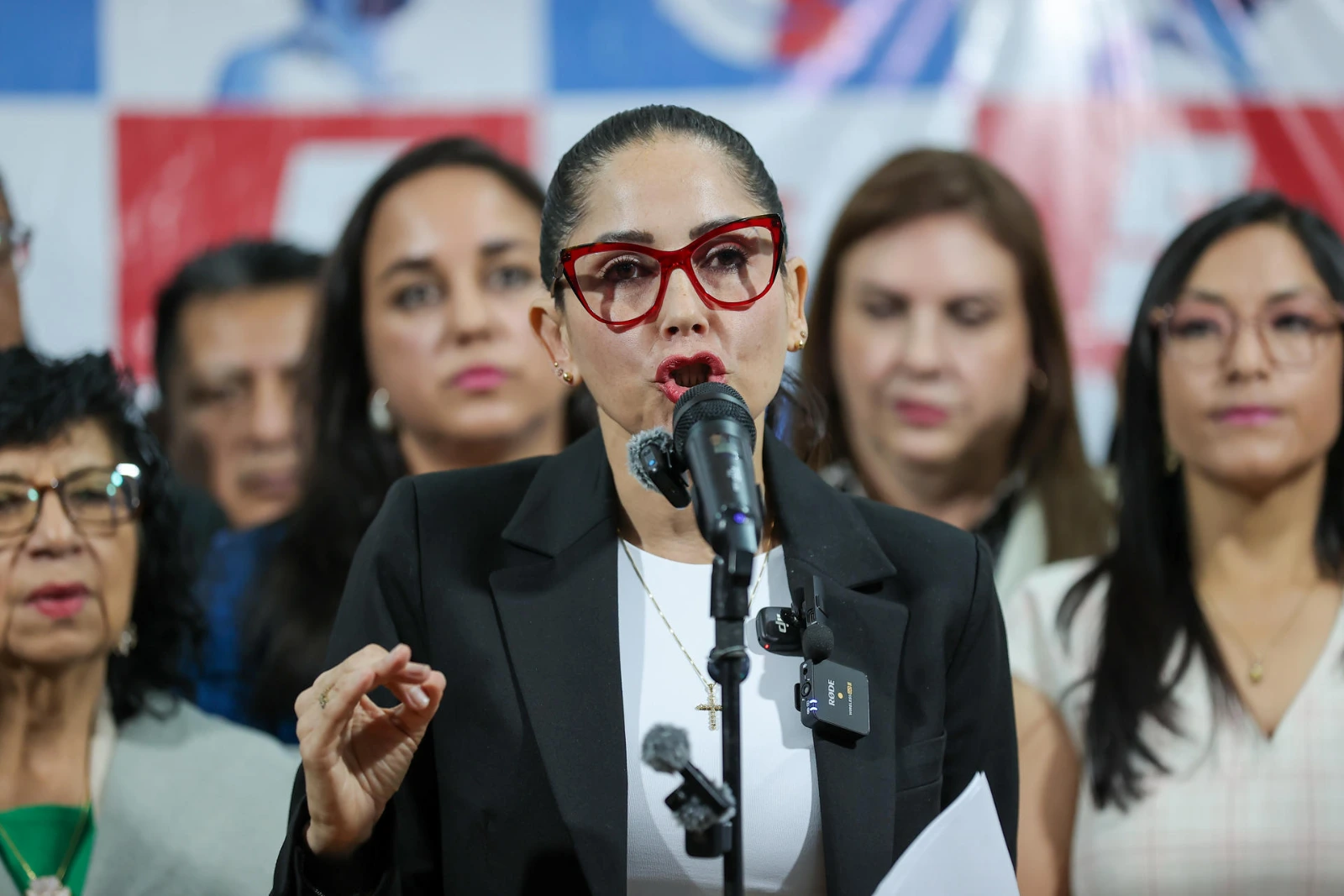 Luisa González.