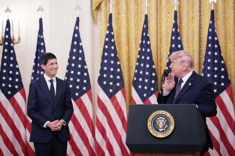 The end of the Powell era: Trump celebrated a Fed free from environmental and inclusion policies at Kevin Warsh's swearing-in.