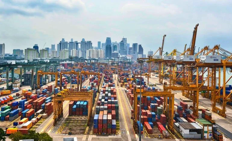 Puerto de Singapur.