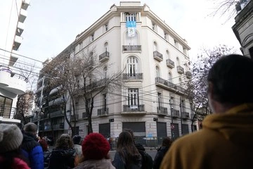 San José 1111.