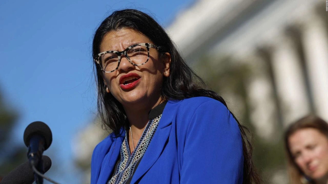La comunista Rashida Tlaib propuso una demencial ley para limitar las capacidades de las distintas agencias para el control migratorio
