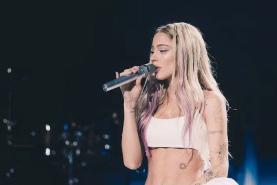 Tini Stoessel sorprendió al hablar sobre su salud mental en medio de su show: "Sigo con psiquiatra"