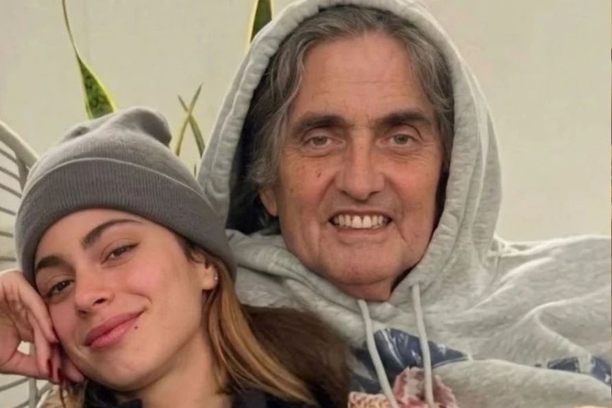 Alejandro Stoessel, papá de Tini, recibió el alta y ya está en su casa