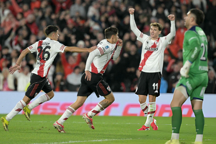 River venció 2-0 a Gimnasia y clasificó a las semifinales del Torneo Apertura
