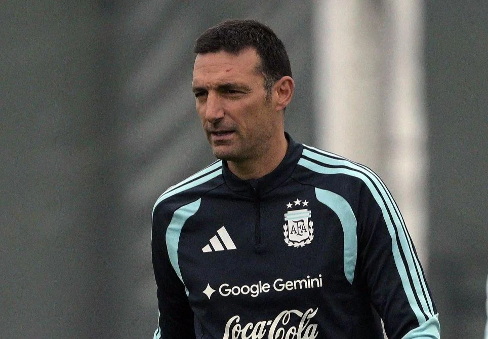 Para Scaloni, el recambio en la Selección es una obligación