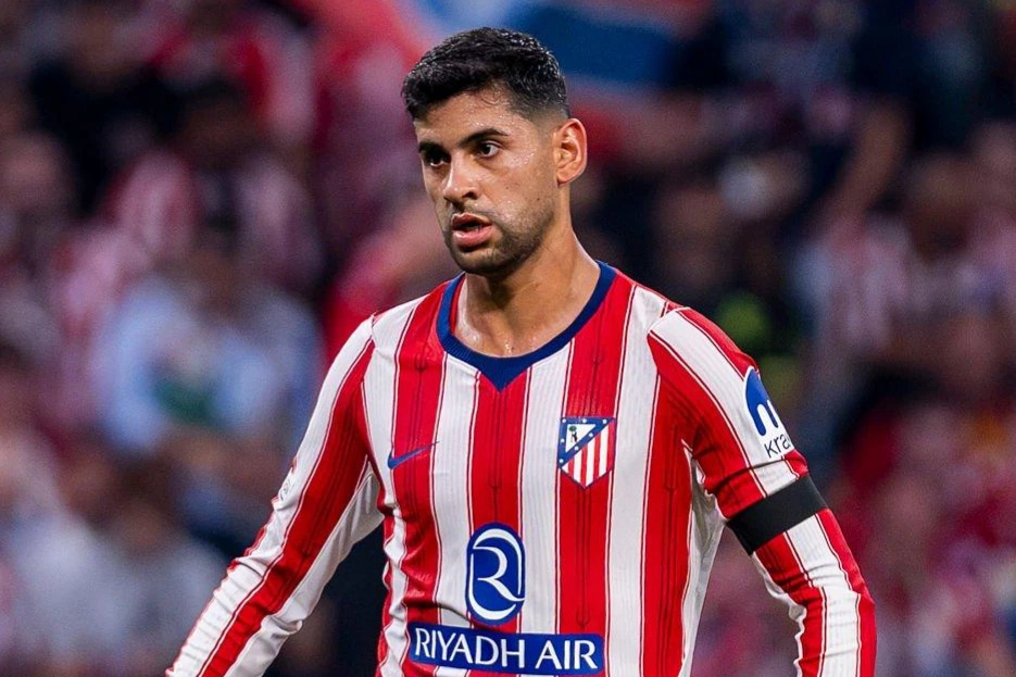 Alarmas en la Selección: el Cuti Romero sufrió una lesión y será baja en el Atlético de Madrid