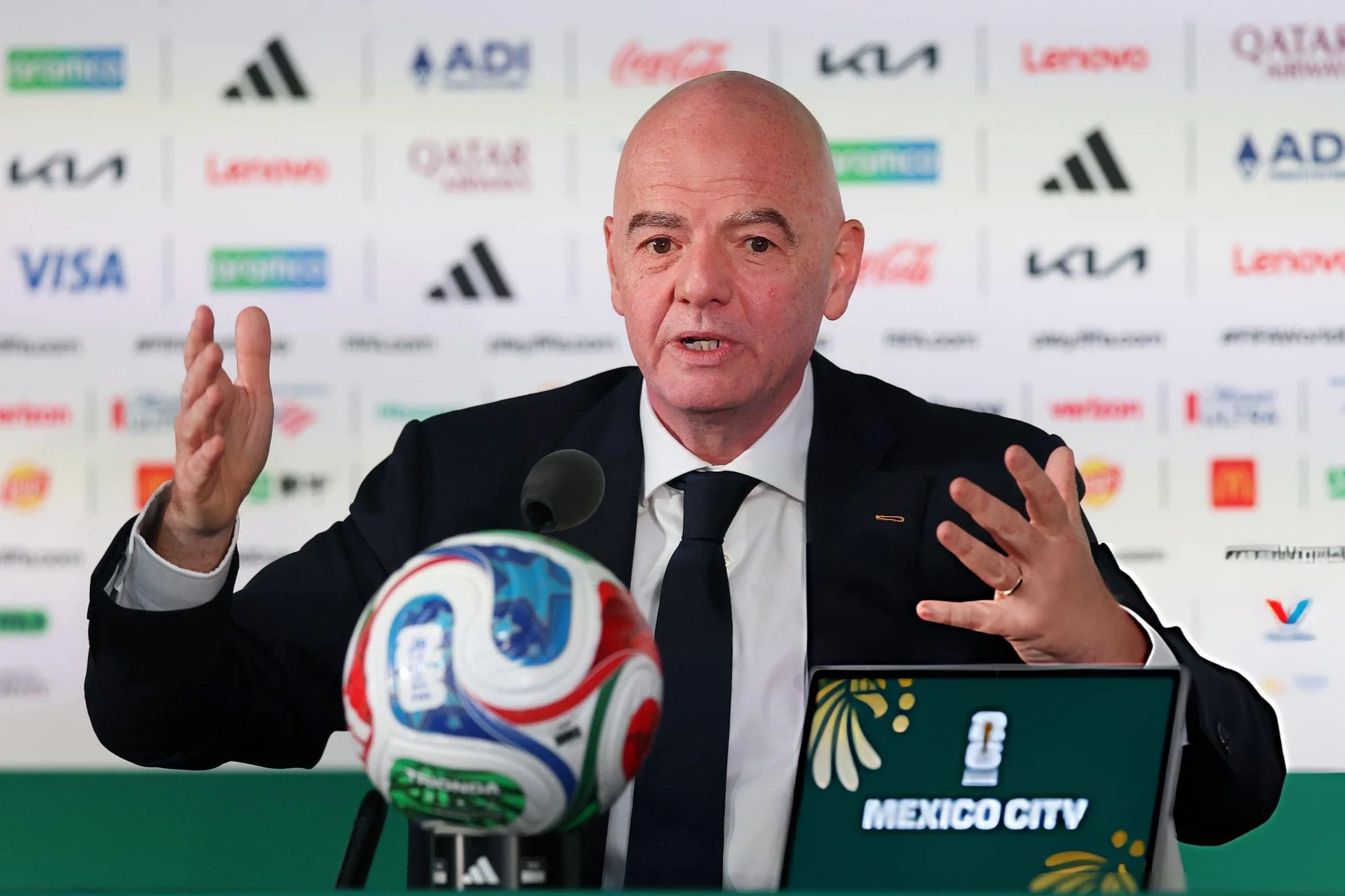 Gianni Infantino antes del Mundial: la presencia de Irán, los precios de las entradas, sus candidatos y más