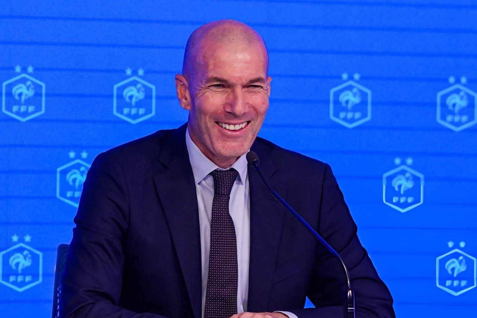 Zinedine Zidane fue presentado como nuevo DT de Francia: "Es un sueño hecho realidad"