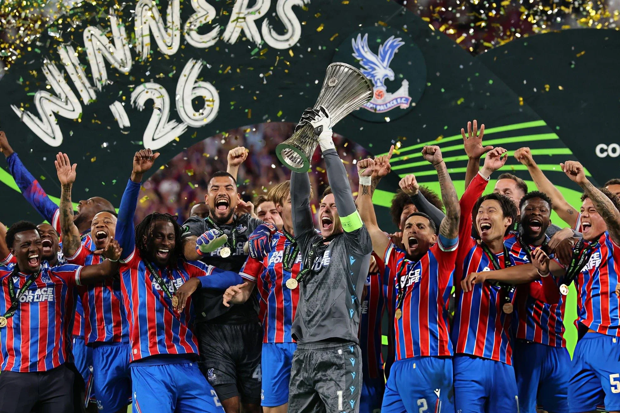 El Crystal Palace le ganó 1-0 al Rayo Vallecano y se consagró campeón de la Conference League