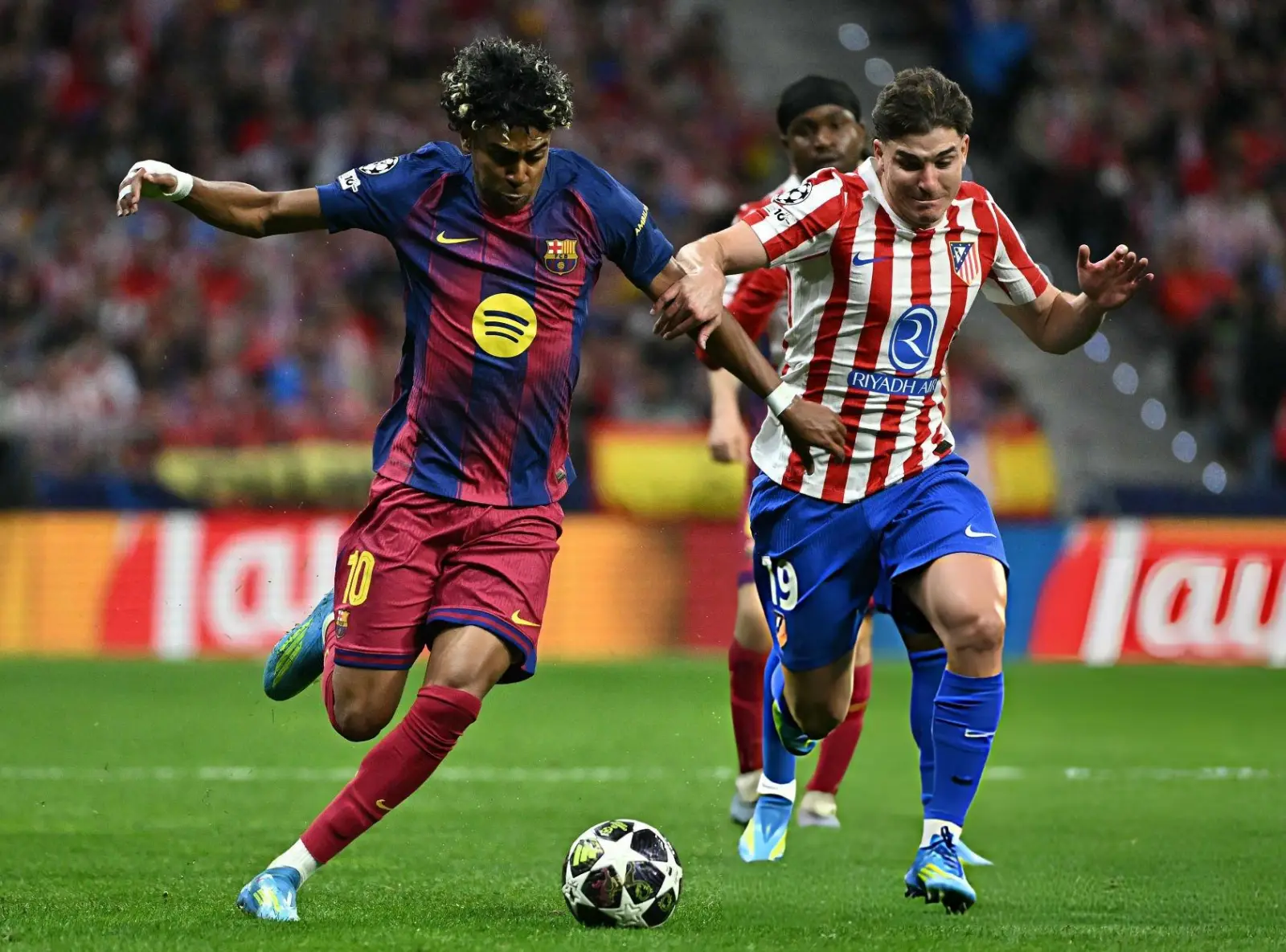 El Barcelona deberá pagar 602 euros al Atlético Madrid por el caso de Julián Álvarez