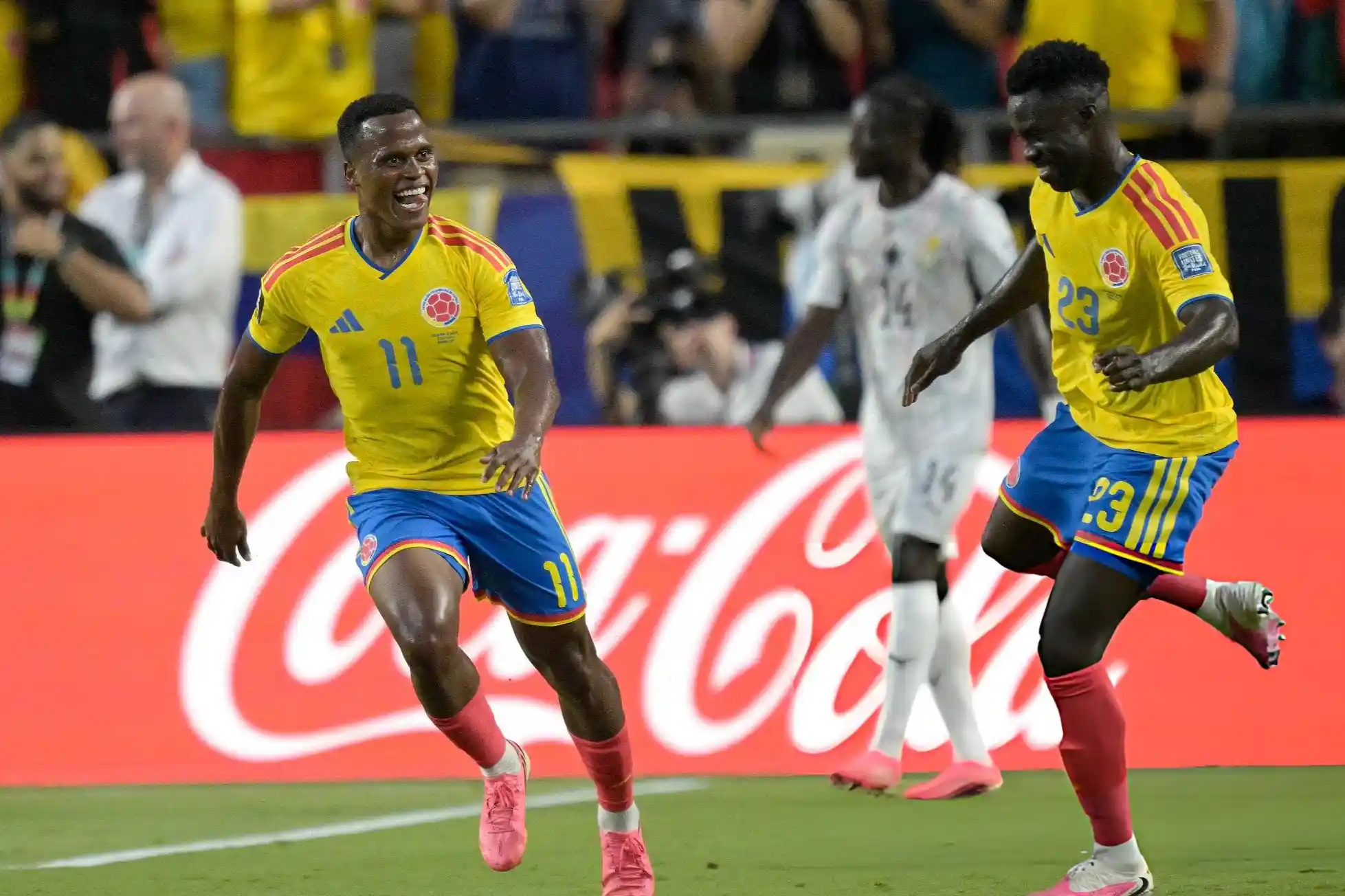 En el último cruce de los 16avos de final, Colombia venció 1-0 a Ghana y avanzó a octavos