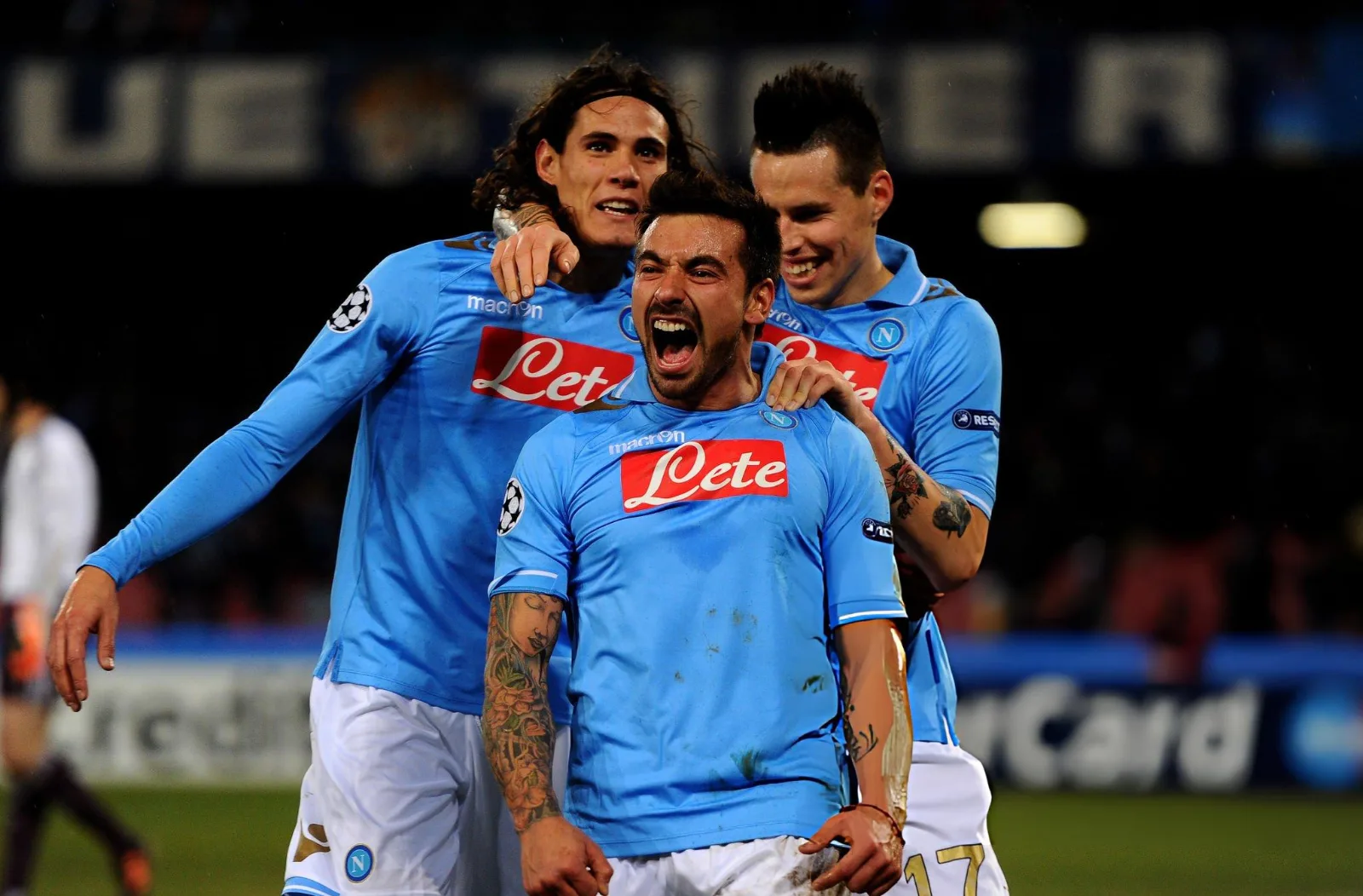 En Italia, Lavezzi no quería jugar en otro club que no sea Napoli
