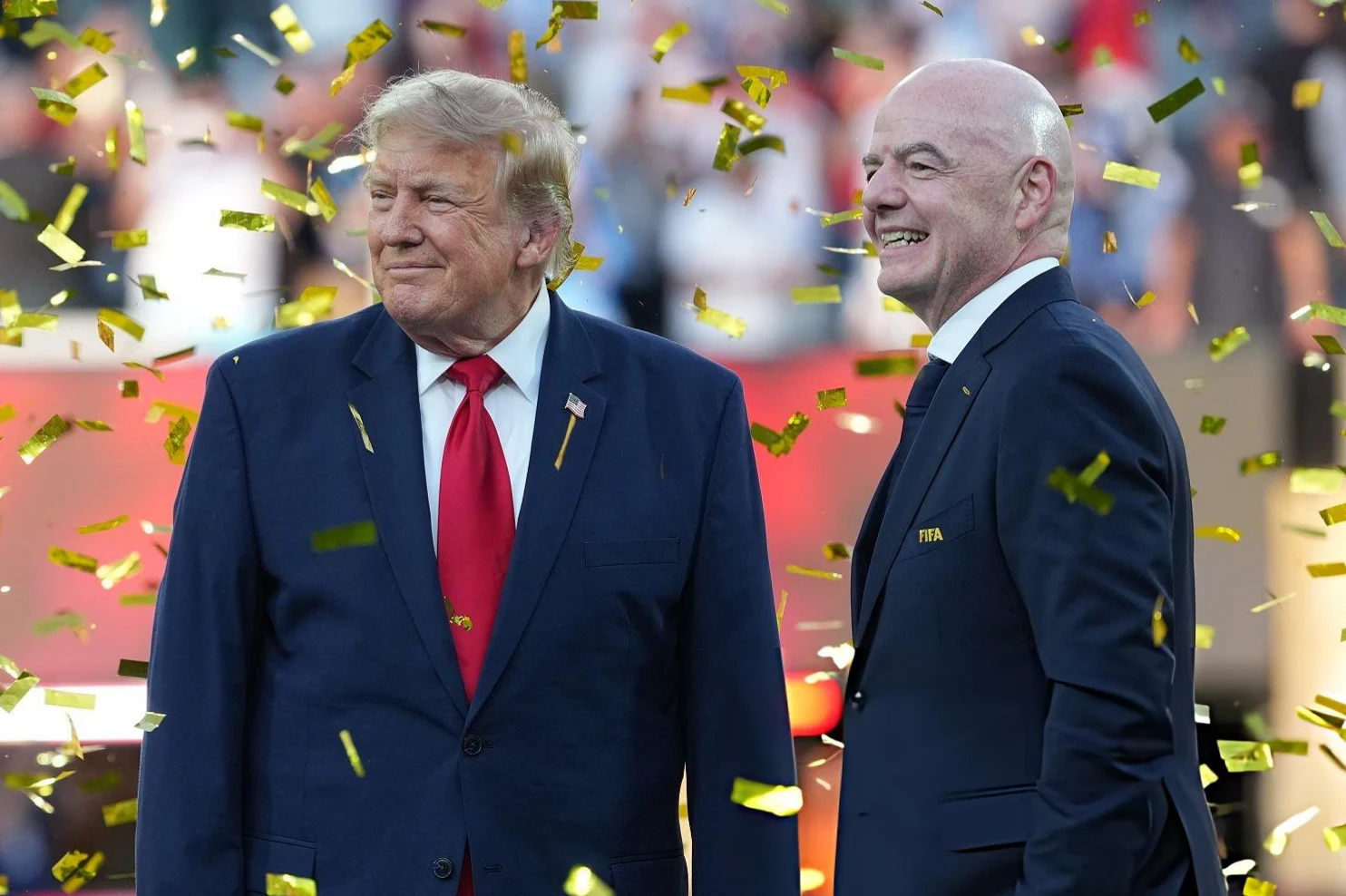 En medio de su crisis política en la FIFA, Gianni Infantino recibió el apoyo de Donald Trump