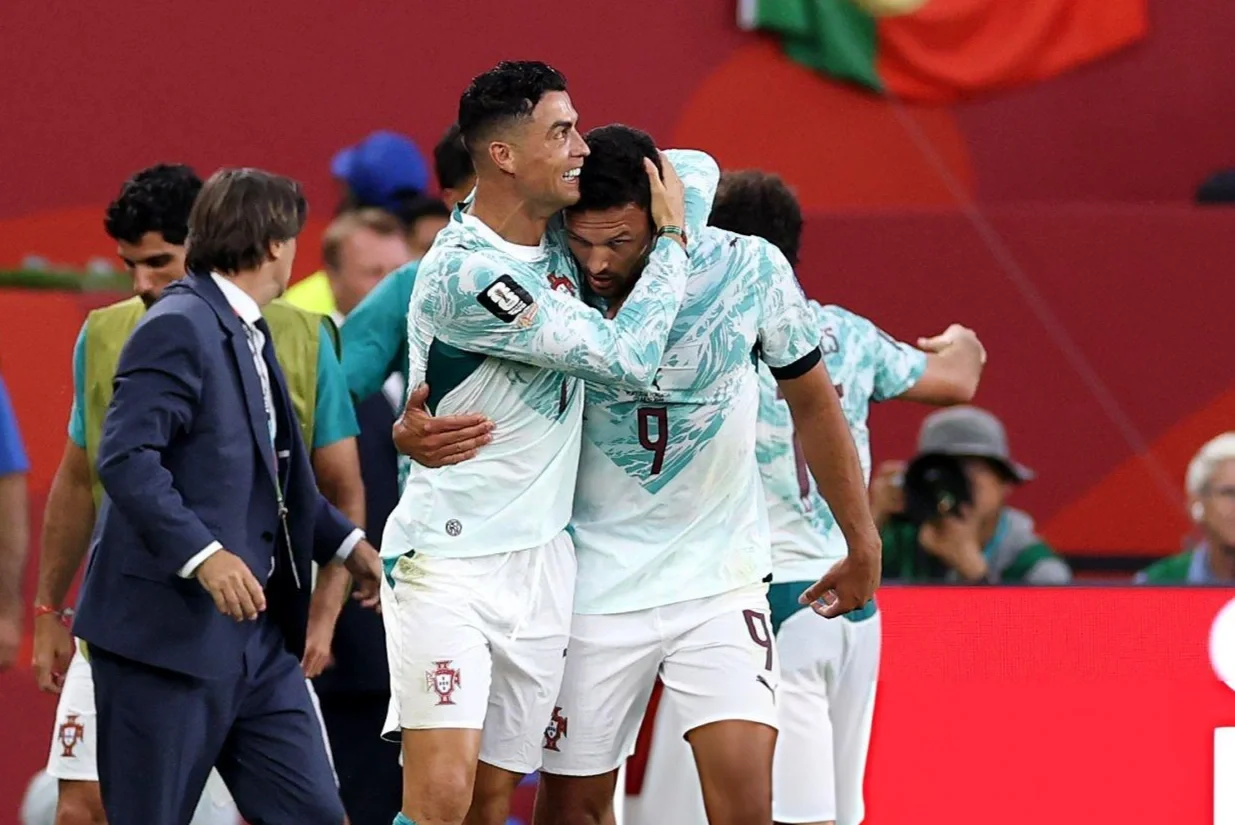 Si no se sufre no vale: Portugal le ganó 2-1 a Croacia de manera agónica y avanzó a octavos de final