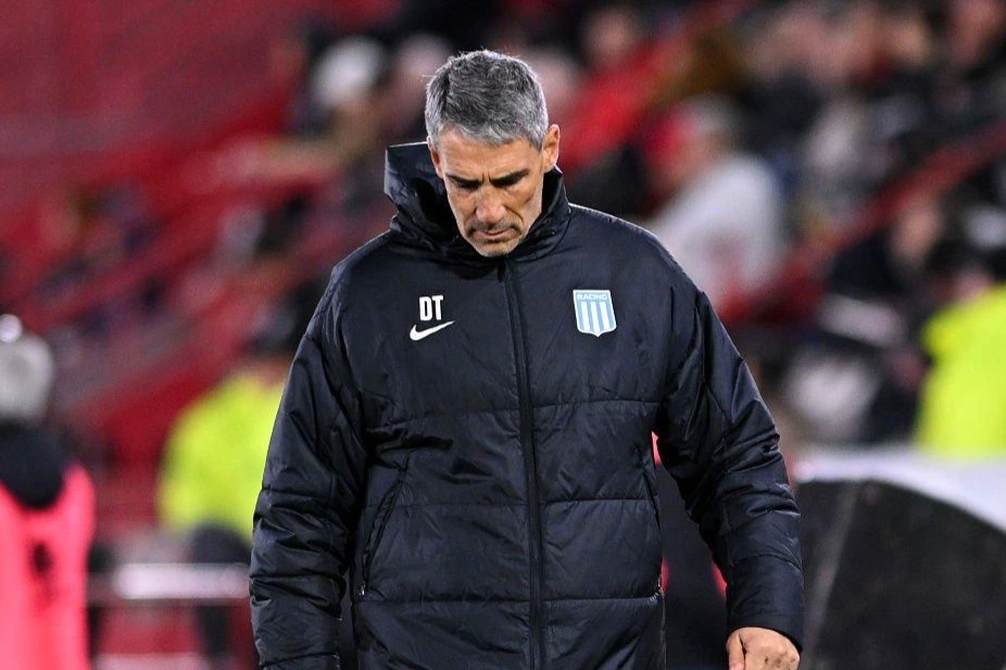 Vojvoda habló tras la nueva derrota de Racing y fue contundente sobre su futuro: "No voy a abandonar el proceso"