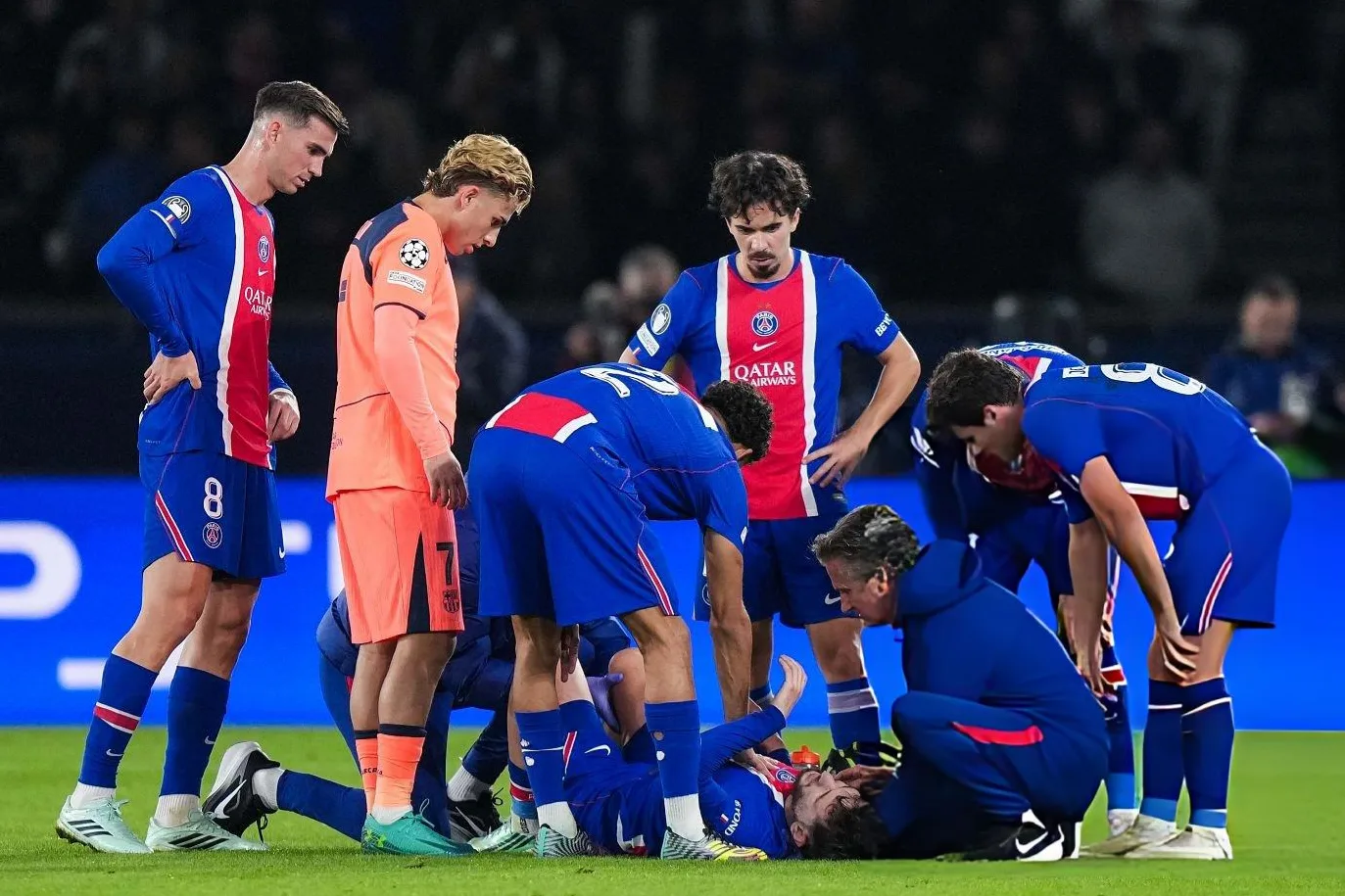Durísima baja para el PSG: un candidato al Balón de Oro sufrió una lesión que lo dejará afuera por varios meses