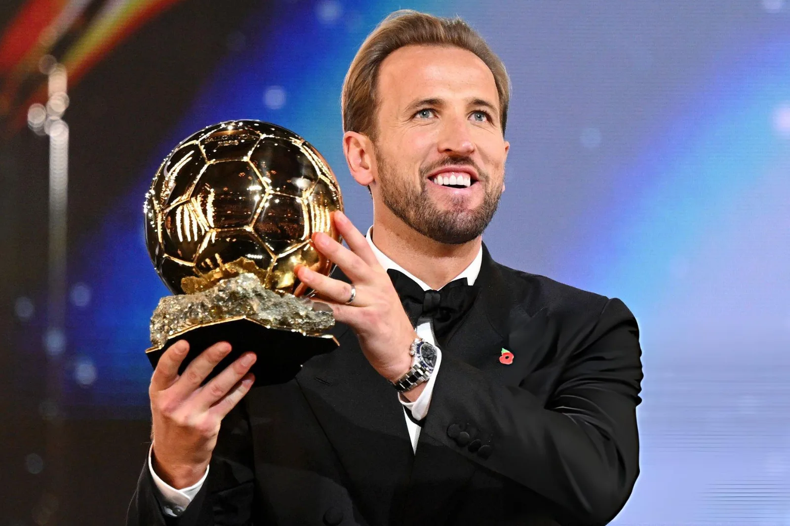 El emotivo mensaje con el que Harry Kane celebró su Balón de Oro: "Fue una noche que nunca olvidaré"