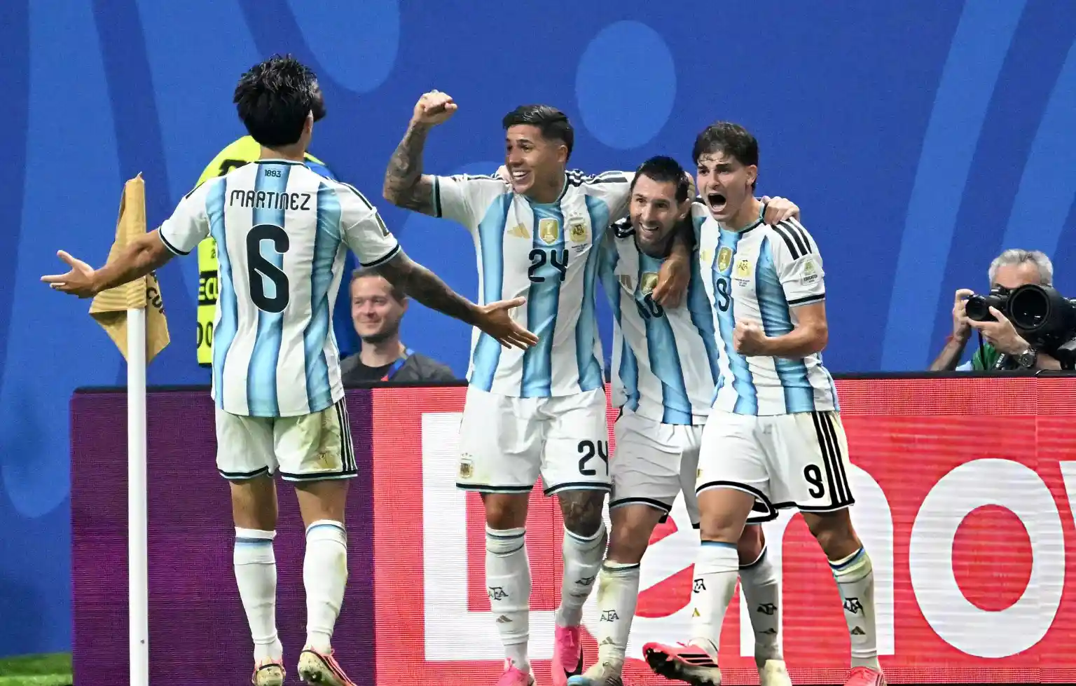Scaloni wanted to take advantage of the momentum from the two goals to avoid extra time