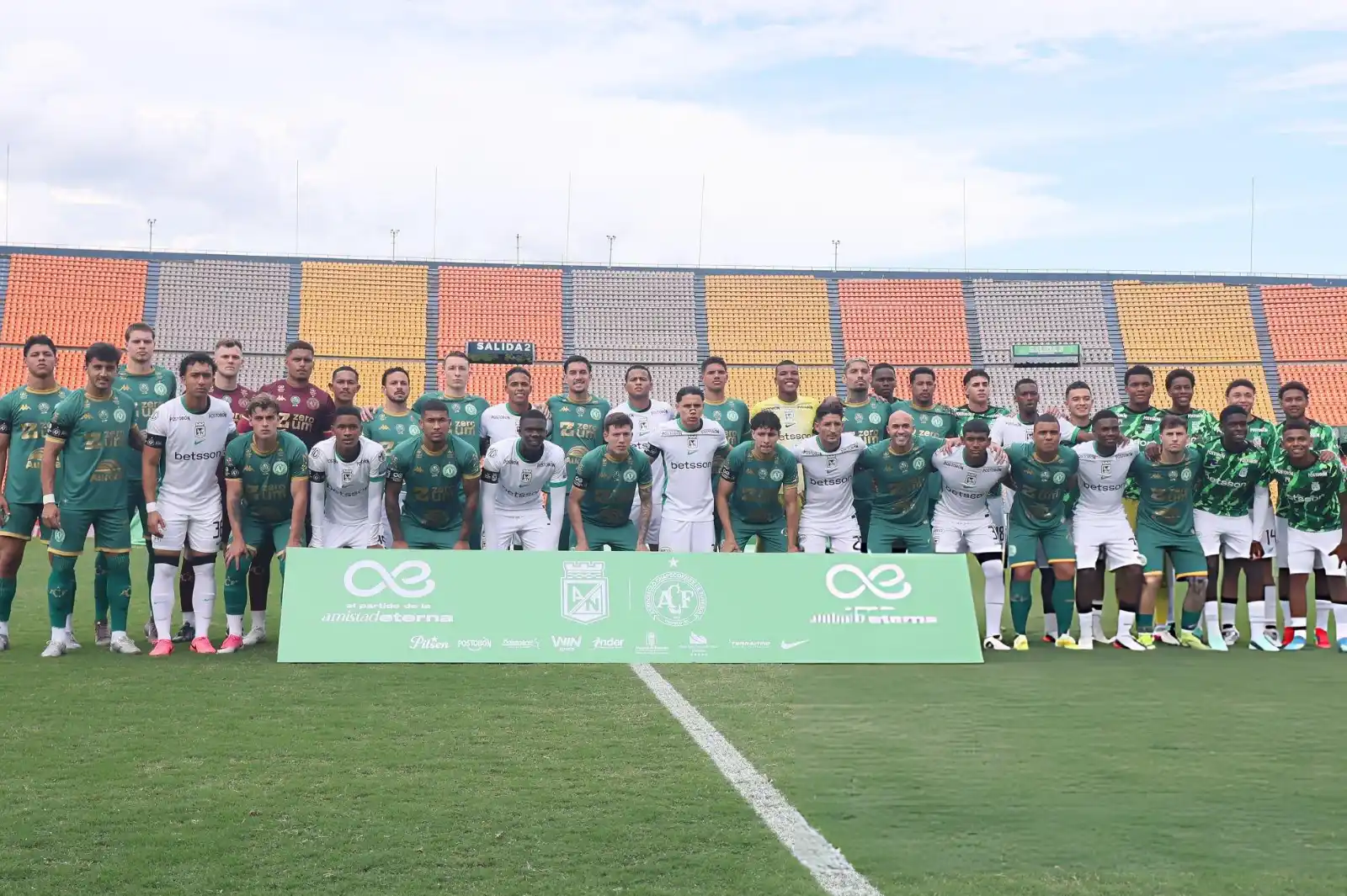 Atlético Nacional y Chapecoense se reencontraron en un amistoso a diez años de la tragedia aérea