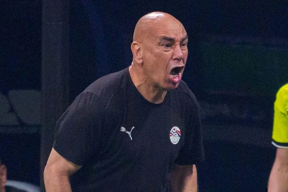 La FIFA sancionó al entrenador de Egipto, a su hermano y a un jugador por su accionar ante Argentina en el Mundial